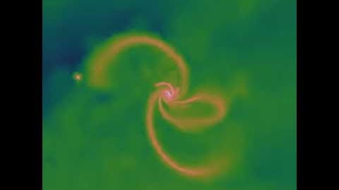 Zooming on a fragmented protoplanetary disk