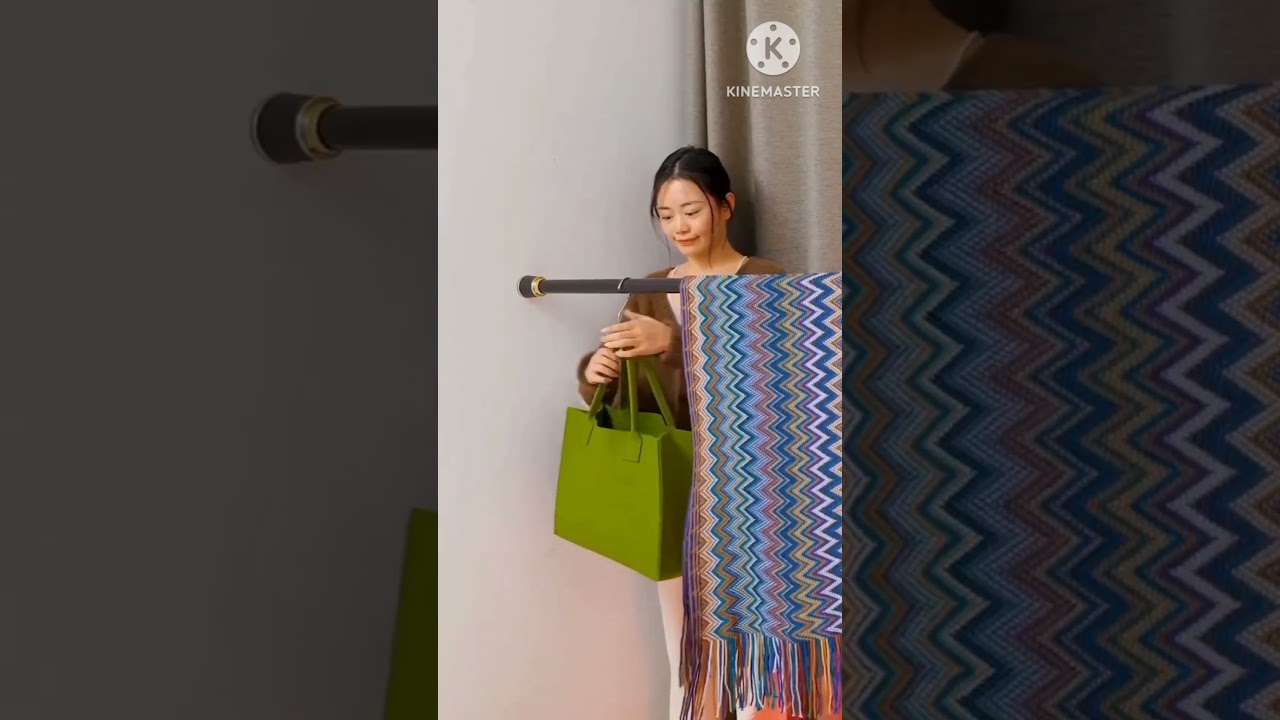 Adjustable clothes rod😍 