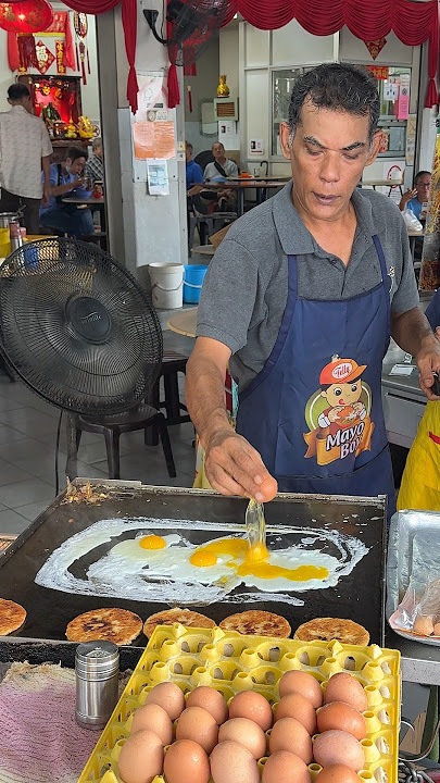 Special Egg Burger Popular in Penang, Malaysia