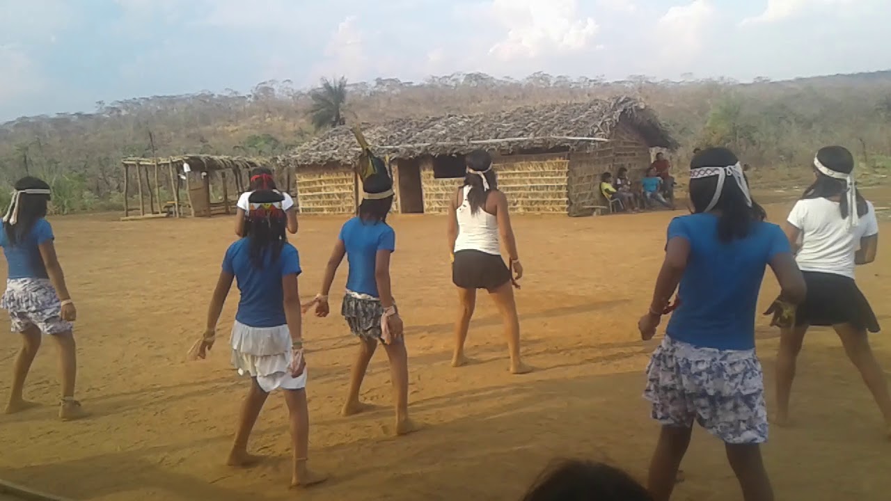 Dança tribal ou Coreografia de música de moicano apache