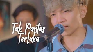 Download Lagu [COVER]Keisya Levronka - Tak Pantas Terluka By. aura band X @caesafbr MP3