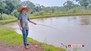 Pescaria debaixo de chuva