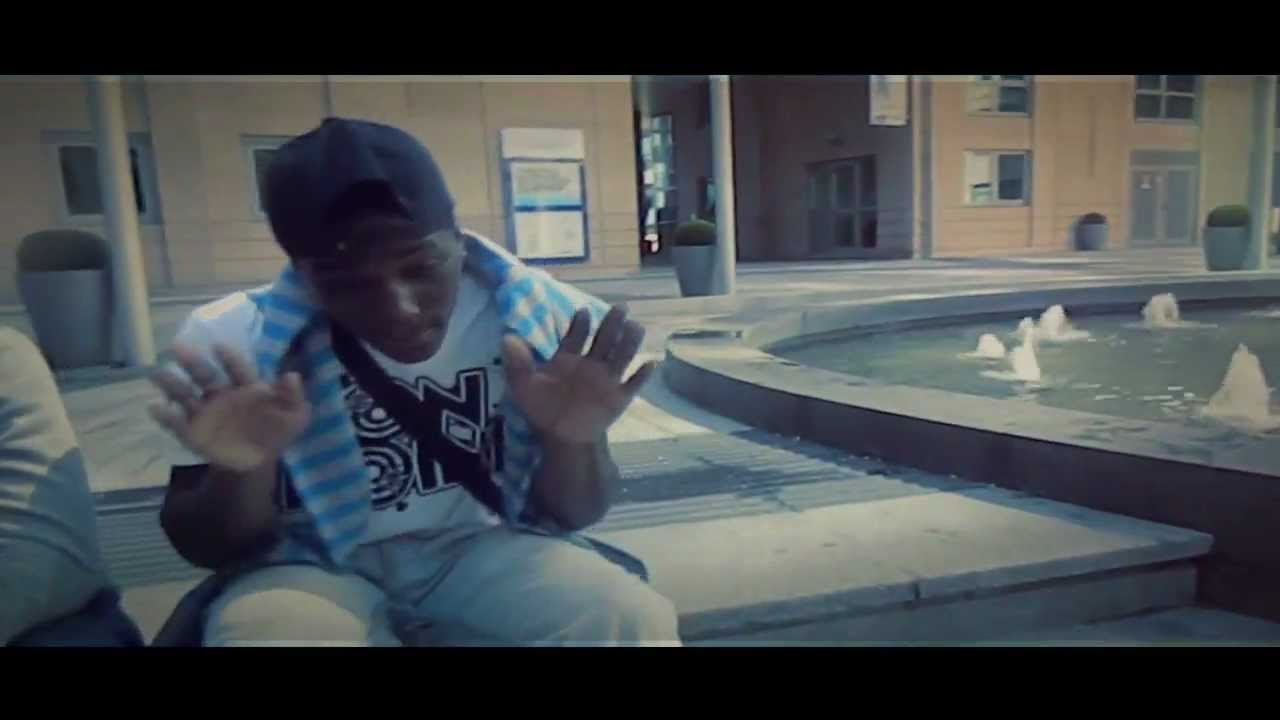 Mira CR - Locking down the intro (Music Video) en YouTube Mira CR - Locking down the intro (Music Video) en YouTube