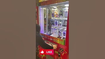 Claw machine win iPhone #shorts #clawmachine #iphone #iphone14