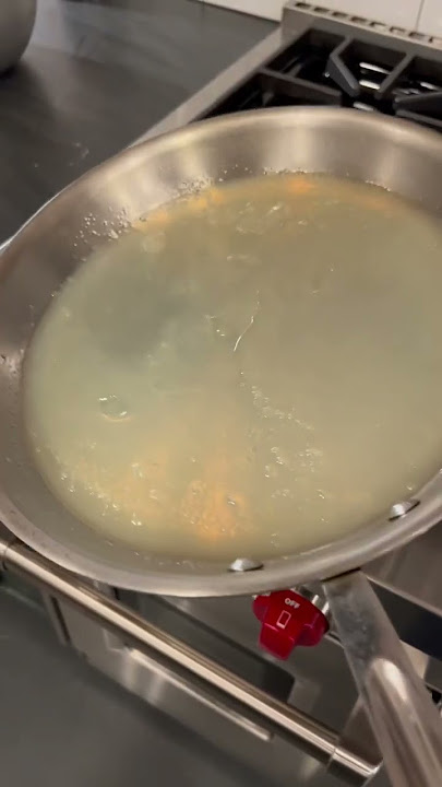 Japanese Oil Solidifier makes fry oil disposal WAY easier. #kitchen #hack #cooking #fry #shorts