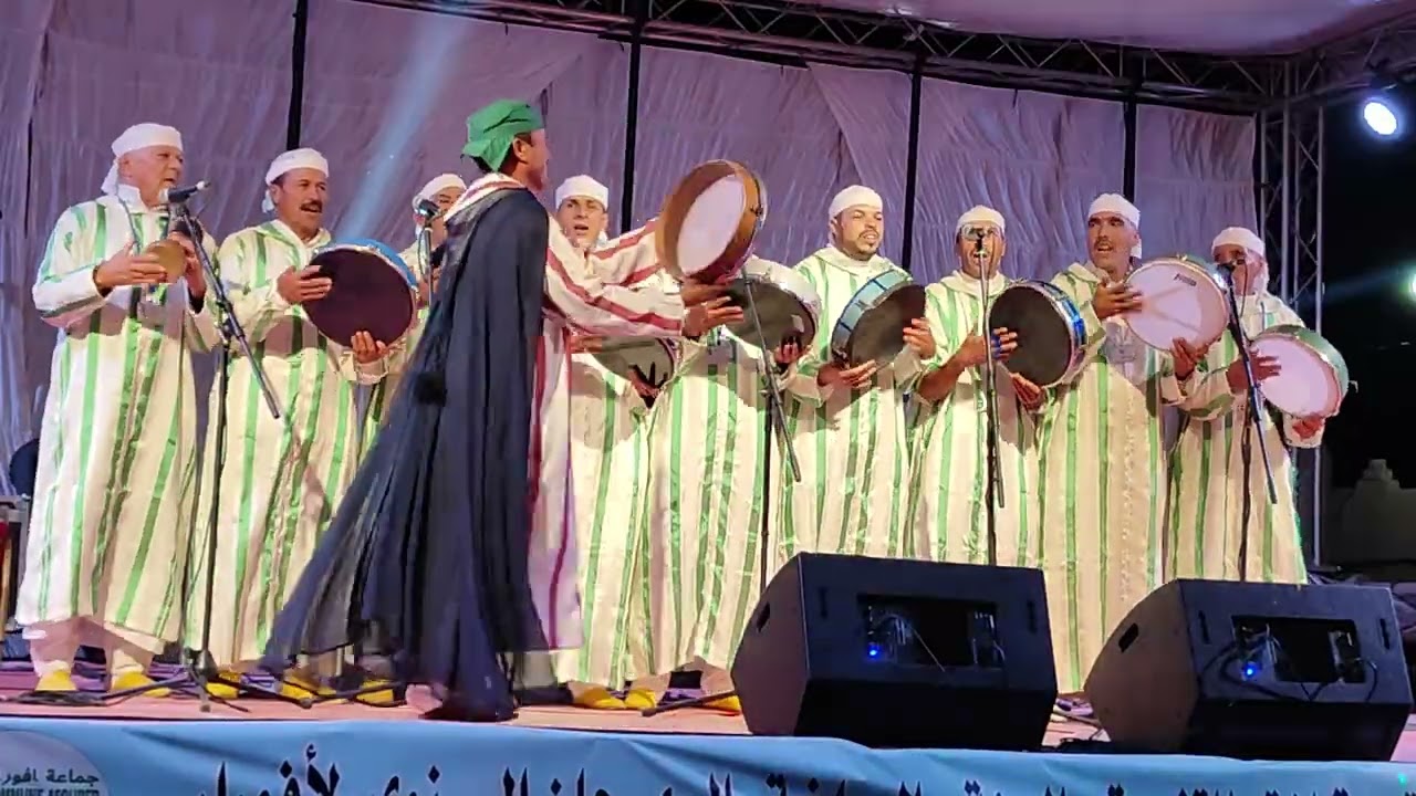 احيدوس فرقة فلكلورية تابعها جمهور أفورار 