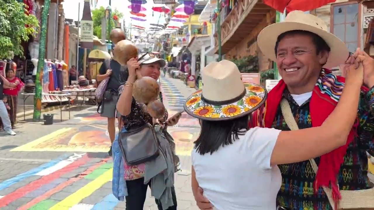 🇬🇹SAN JUAN LA LAGUNA😍BAILAMOS CON MARIMBA EN VIVO! 