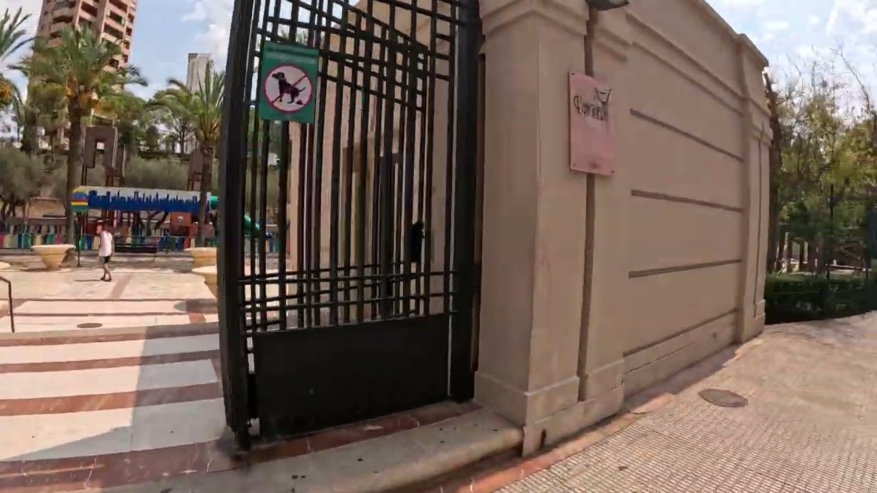 A walk by the  L'Aiguera Park