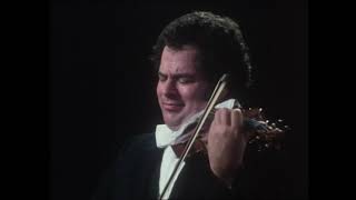 Beethoven: Violin Concerto in D major, Op. 61 • Itzhak Perlman (1981)