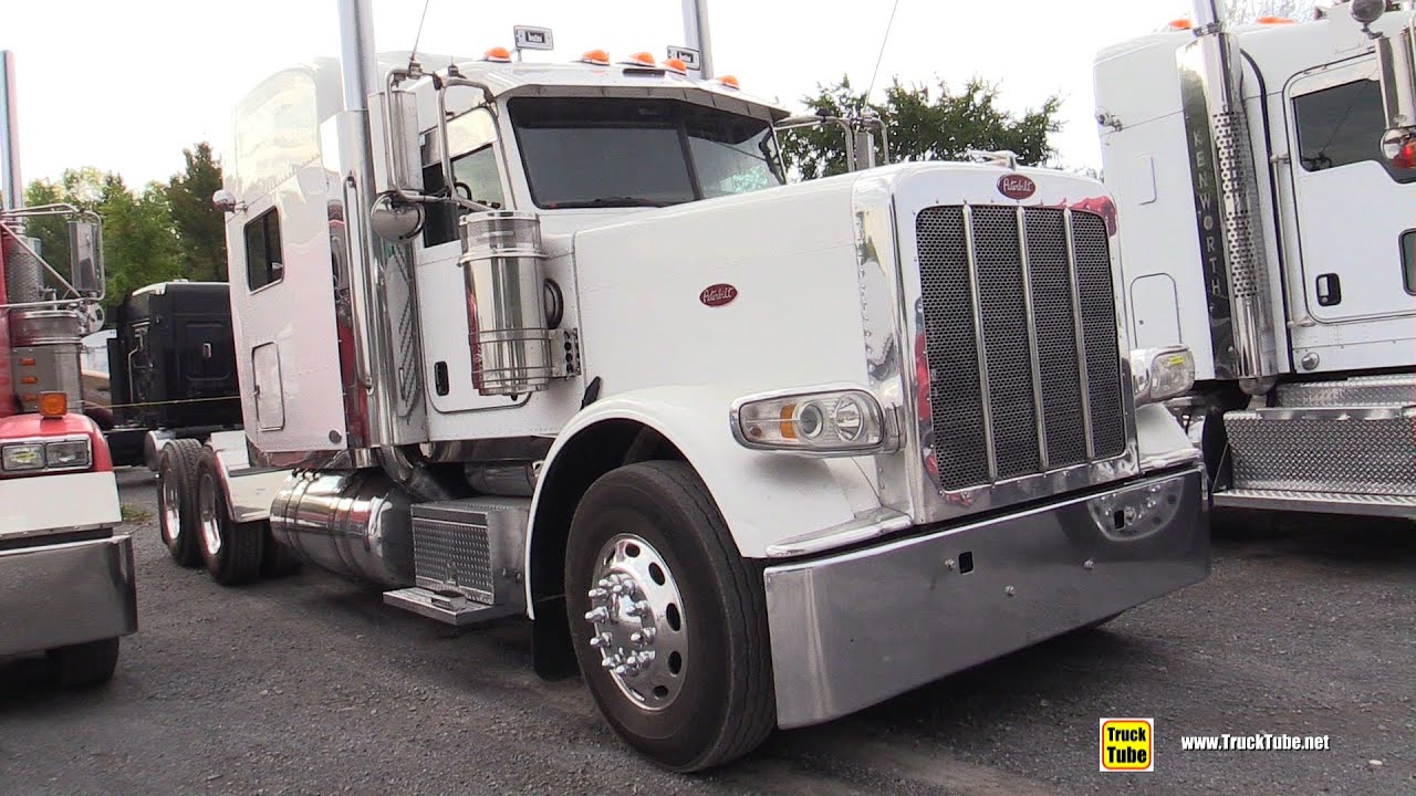 2010 Peterbilt 388 Sleeper Truck White Walkaround - Exterior Tour - Centre Camion Gamache