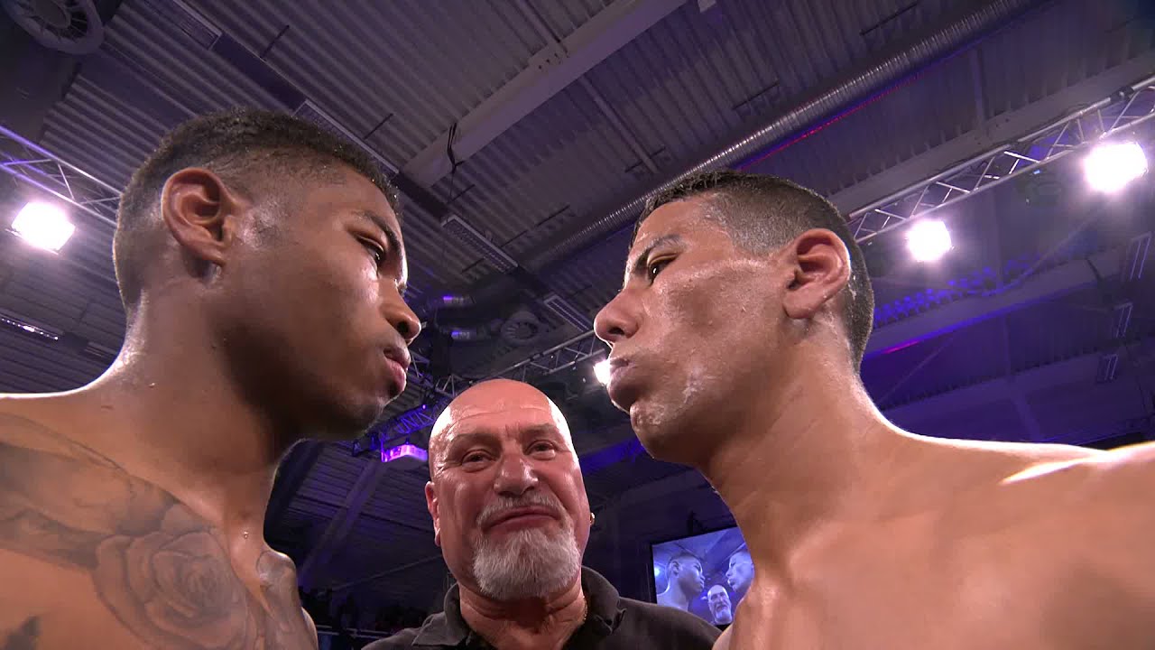 Hamza Essalih vs Massaro Glunder