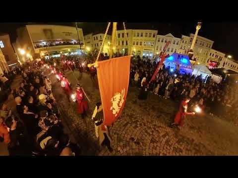 Znojemské historické vinobraní 2026 part.2 průvod, tros doskotekos, kolotoče, noční město