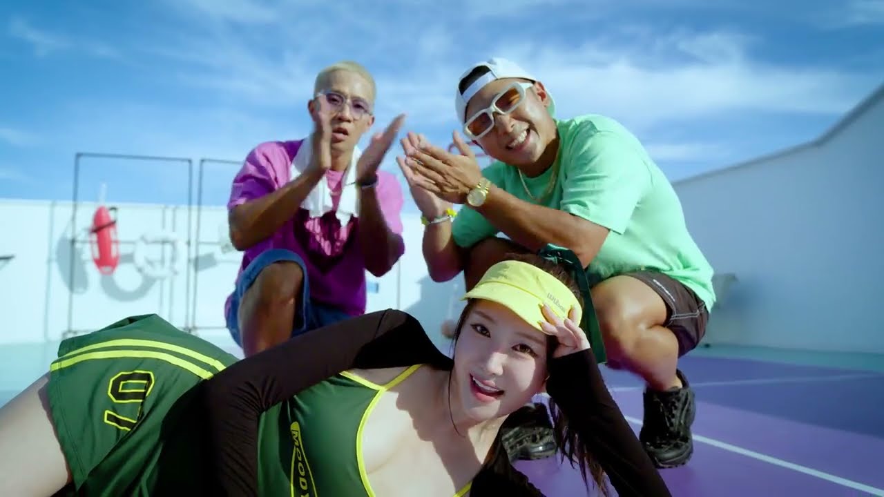 Lalala (feat. Minyoung)の公式MVサムネイル