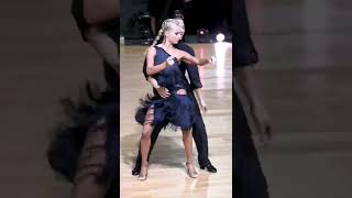 Download Lagu She is on a Samba! 🦎🖤💃🏻 MP3