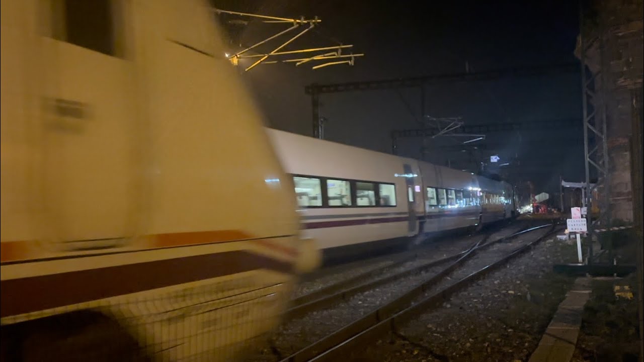 Cruce en la estación de Mérida | Alvia 730 Madrid-Badajoz y MD Sevilla-Plasencia | 30/01/24