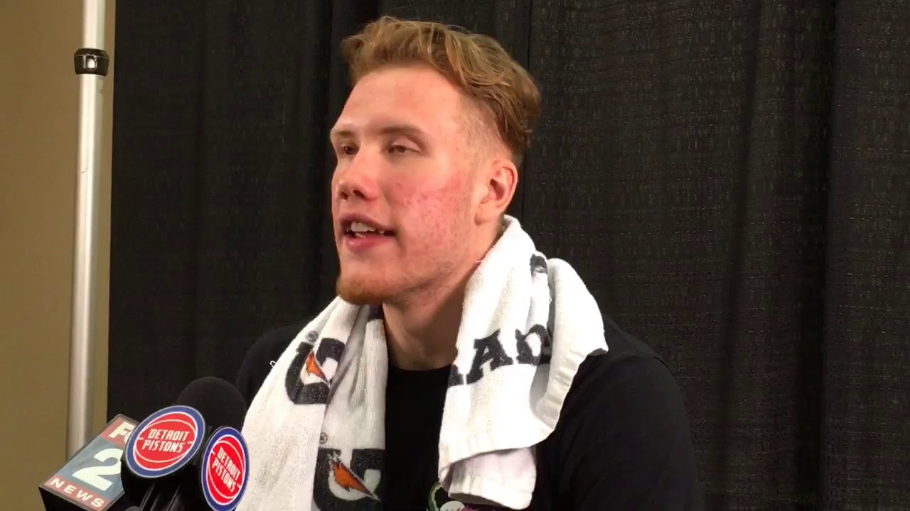 newspaper mockup Michigan’s Ignas Brazdeikis works out for Pistons