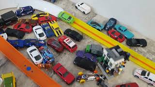 Чемпионат Hot Wheels. Газель, Вагонетка Майнкрафт, Жигули Семерка, BMW X5 и Лада Приора