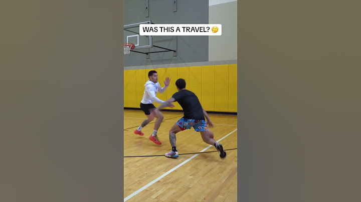 Was it a travel?🤔 #nba #travel #shorts #basketball #ballislife #content #hoops #like #comment #fyp