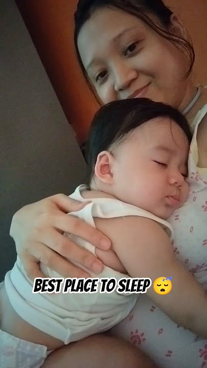 mama godi #bestsleepingplace #peace #relaxing #baby #cute #trending #viral #india