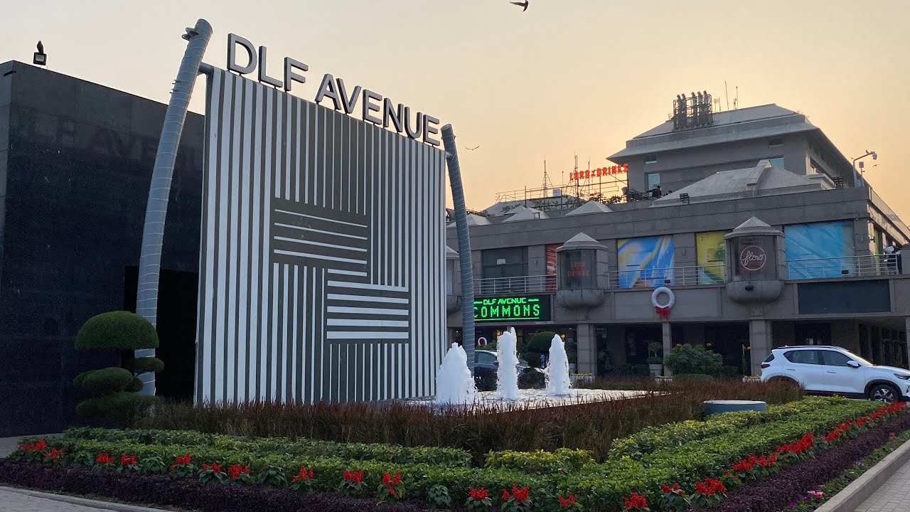 Trip to 🇮🇳,DLF Avenue or Select City Walk Mall 🏢Saket..beautiful🤩 ...