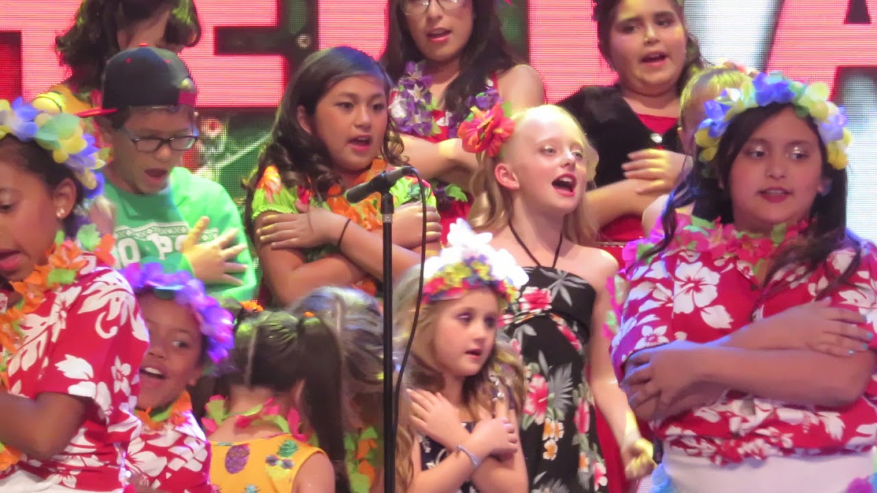 Jingle Bell Beach 2017_1 YouTube