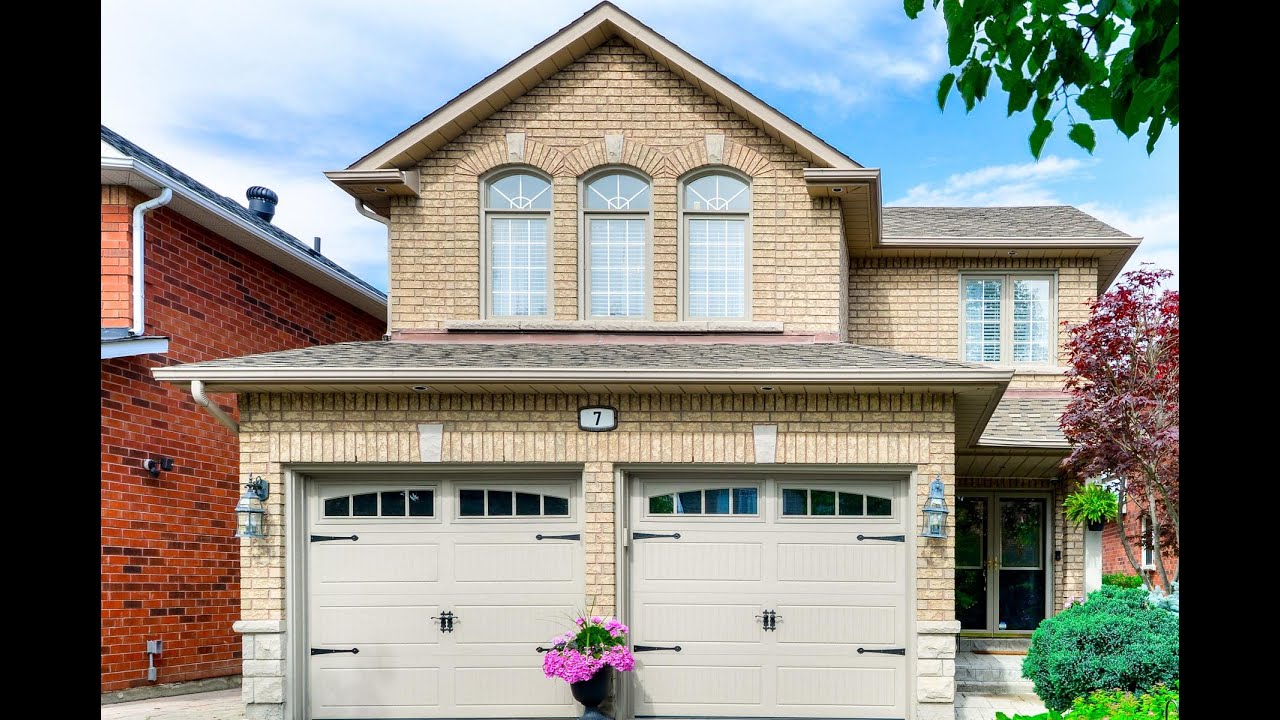 7 Country Stroll Crescent Bolton Home for Sale Real Estate Properties