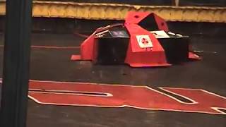 Battlebots Rochester R3 2005 HW fight 1, Bane vs Tetracide