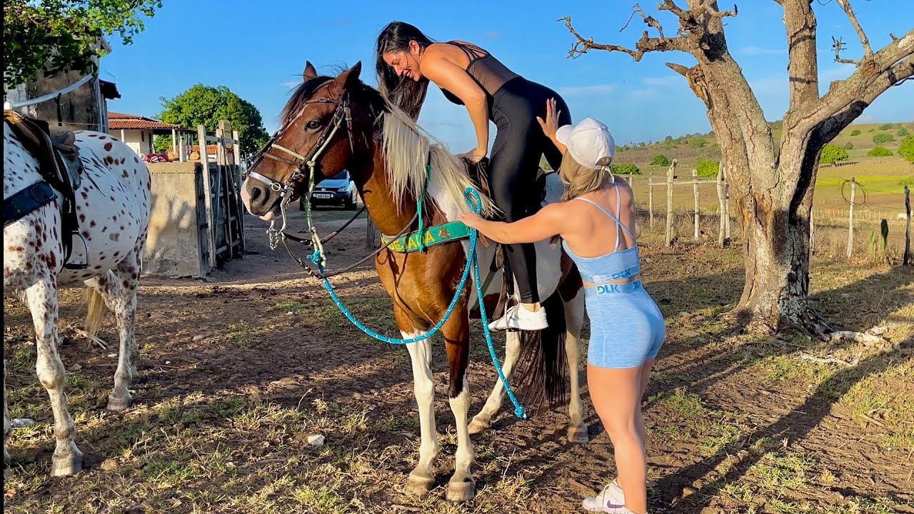 THAMIRES LEVA AMIGA PARA PASSEAR A CAVALO | THAMIRES THUANNY