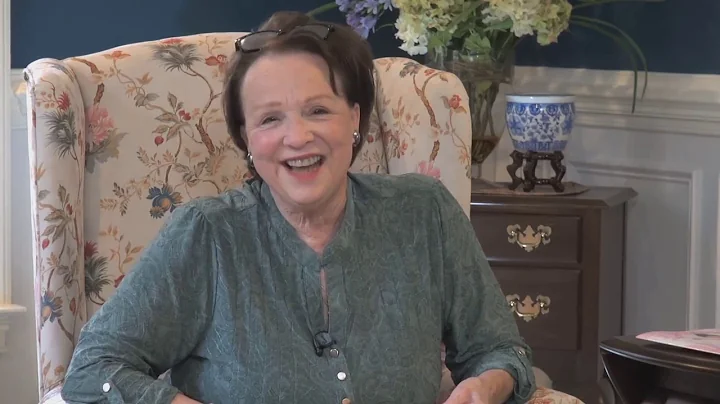 Cindy Hollingsworth reads Herman the Hermit Crab