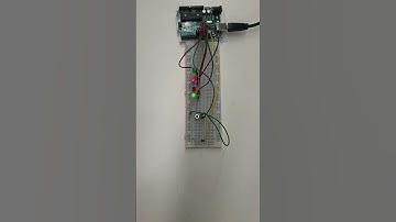 Example for Stateflow Traffic Light System With Hardware