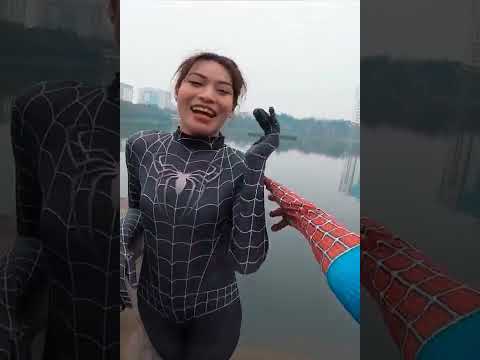 Spiderman Ketahuan Godain Cewek Cantik Venom Di Mana #Shorts