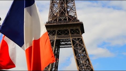 Eiffel Tower Tour - Skip the Line Entry Ticket to Top Paris Attraction