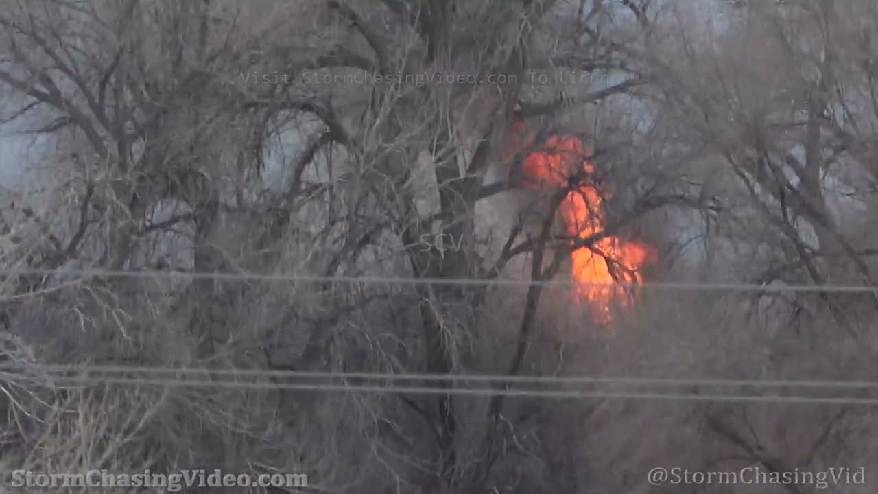 Pueblo, CO Wildfire Near Structures - 4/10/2022