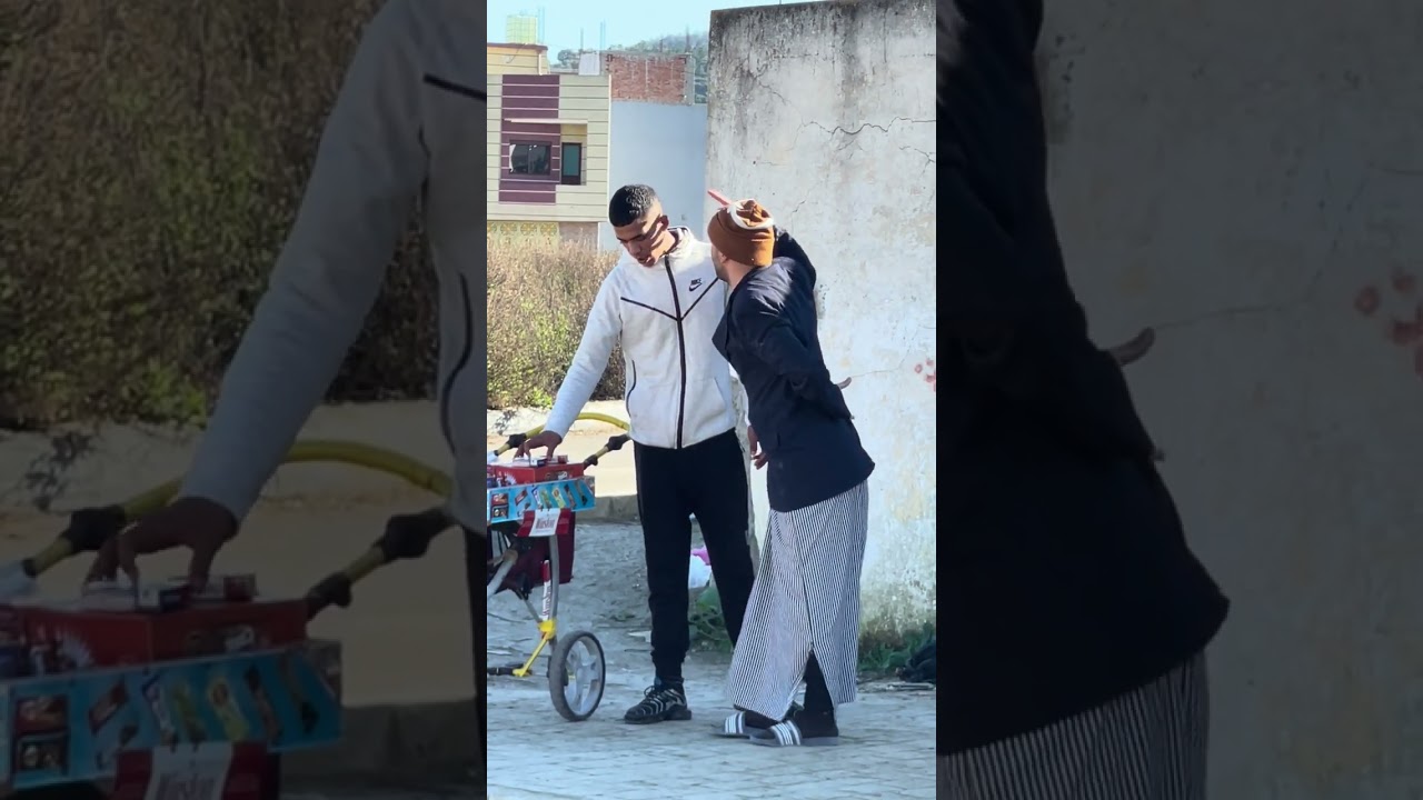 حمقت مول الكرو