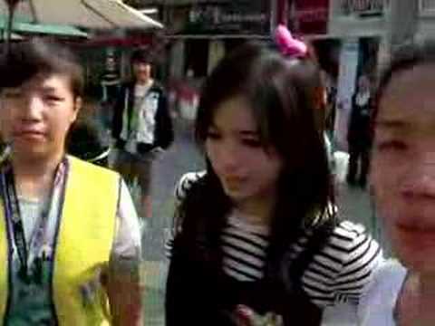2008/4/26藝人張芯瑜台南簽唱會part1