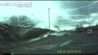 Man smashes driver's car with crowbar in fit of rage in Leeds