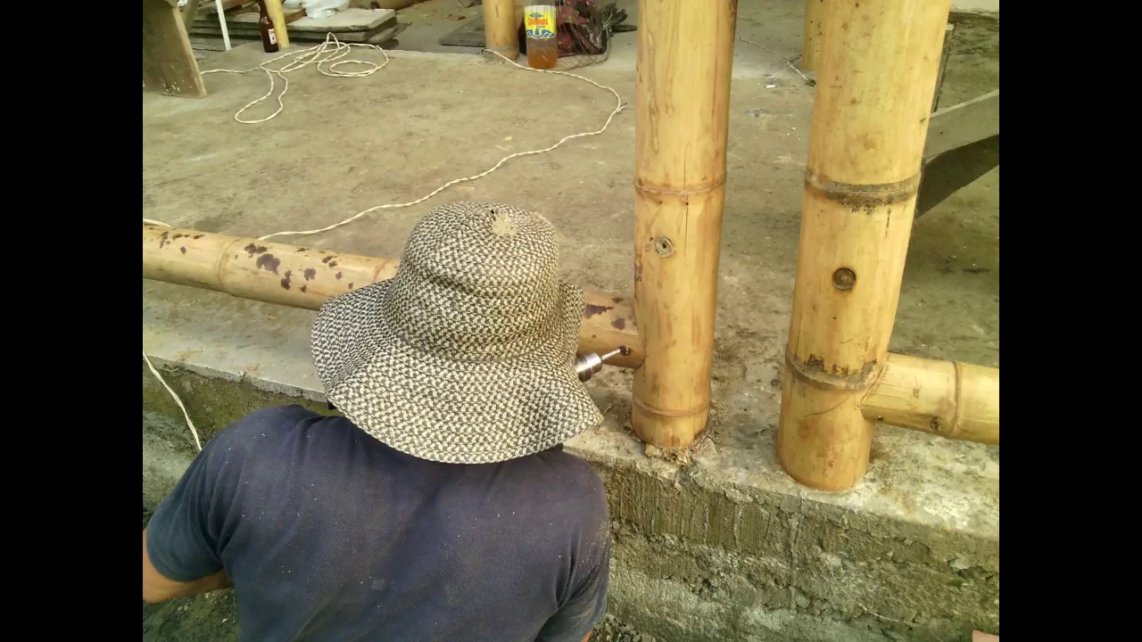 OBRA TOBIA CHICA EN GUADUA