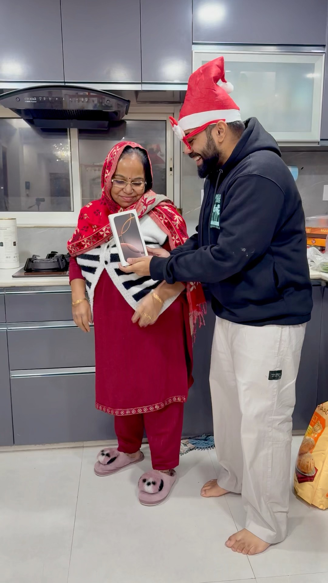 Aapko kya chahiye santa gaurav say #shorts #youtubeshorts #gauravaroravlogs #flipcarthaul