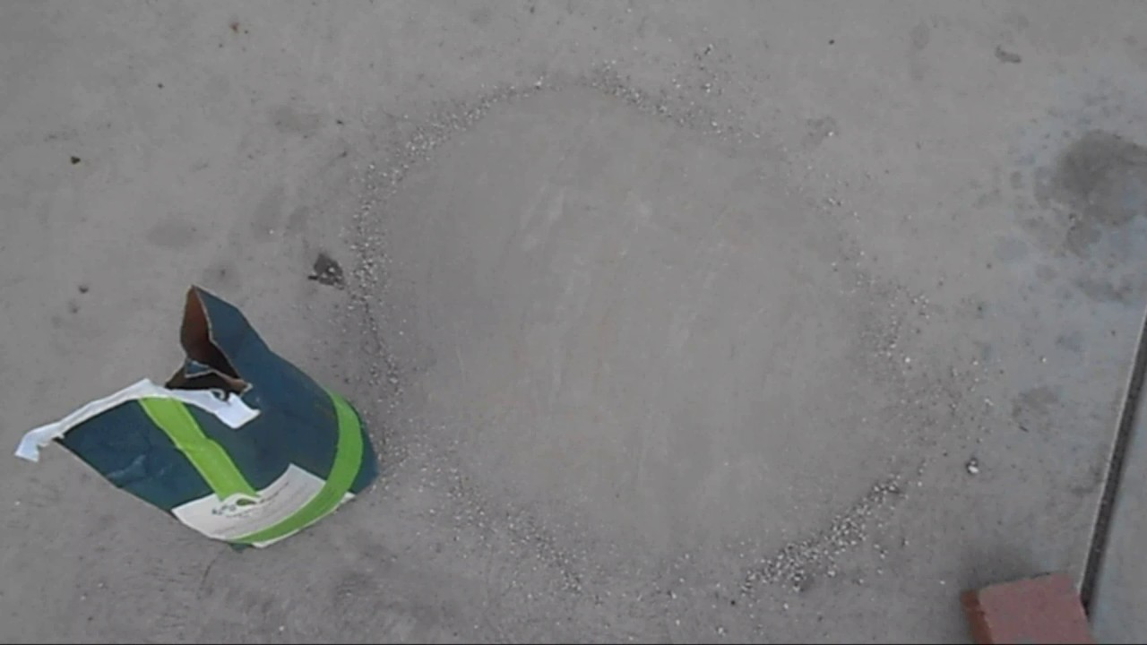 How to remove oil stains from concrete cheap (Environmentally friendly) YouTube