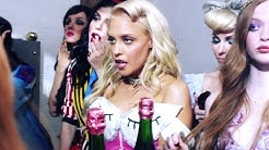 Eden xo - The Weekend (Official Video)  - Durasi: 3:58. 