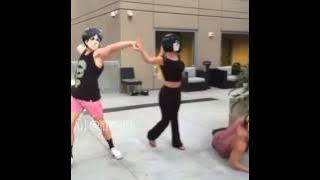 فيديو مضحك انمي هجوم العمالقة
