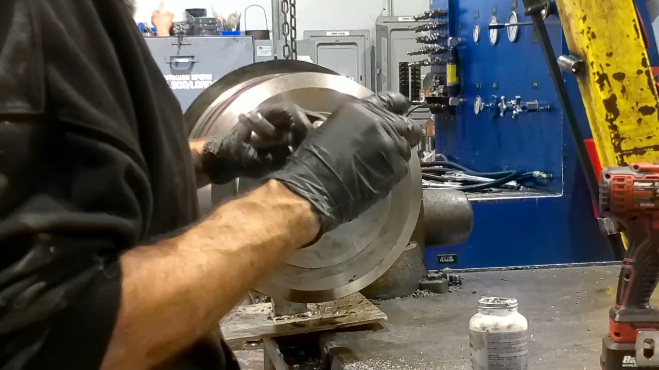 BAILOR CYLINDER SET SCREW PISTION LOCK DOWN