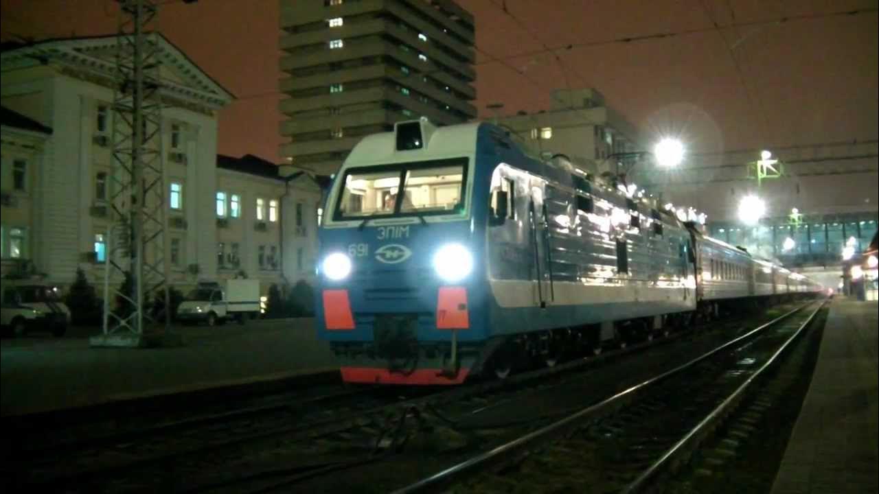 расписание поездов спб -минск. поезд махачкала ростов на дону. эп1м на вокзале ростов-главный. 397 поезд. ростов главный санкт петербург поезда.