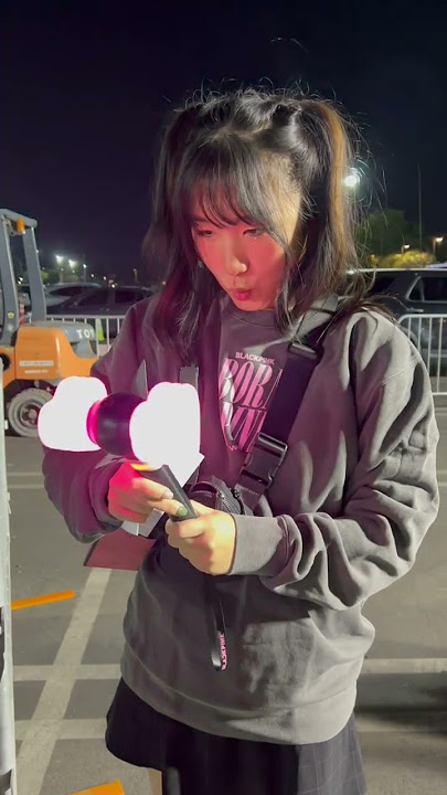 Unboxing the Blackpink lightstick before the Born Pink concert 😤