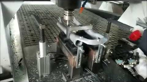 LIH-WOEI 3 axis carving with clamping mode - wood working CNC machinery