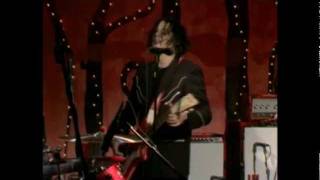 Video voorbeeld van "The White Stripes - Man (Fever to Tell)"