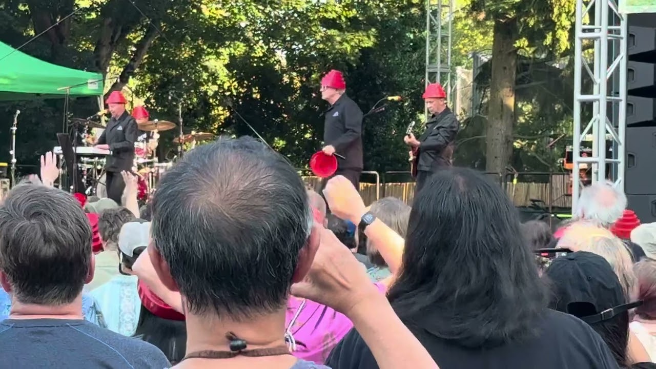 Devo - Whip It 07-23-25 Woodland Park Zoo Seattle