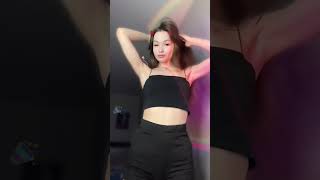 Kate Peri Pretty Ladies Live 081