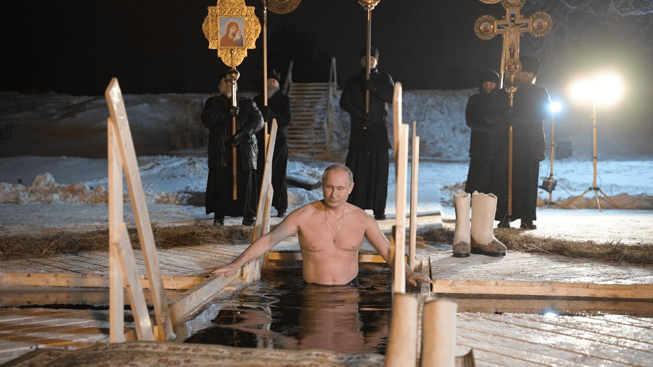 A Day in The Life of Vladimir Putin (World's Richest President)