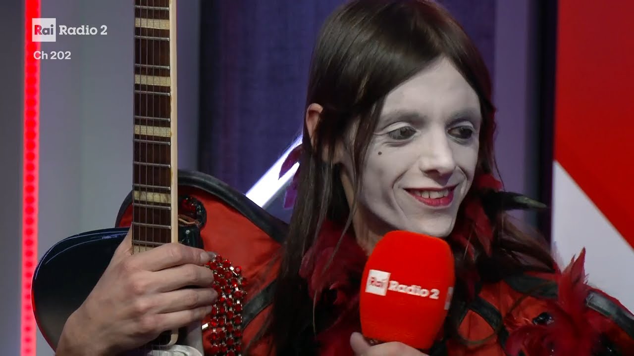 Intervista a Lucio Corsi (Serata Finale) - Radio 2 a Sanremo